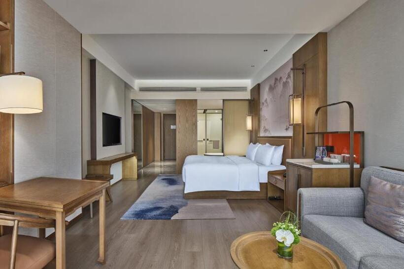 Номер Премиум, Crowne Plaza Chengdu Wuhou, An Ihg