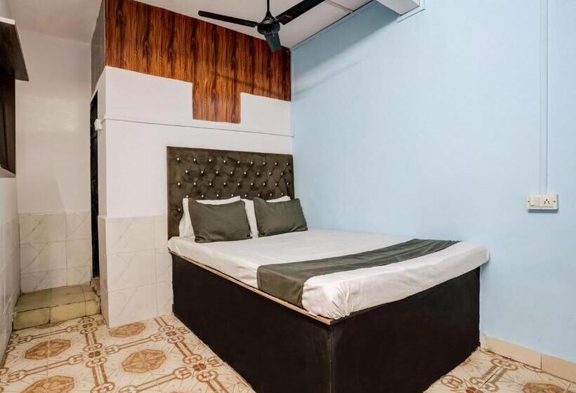 غرفة كلاسيكية ثلاثية, Vira Palace