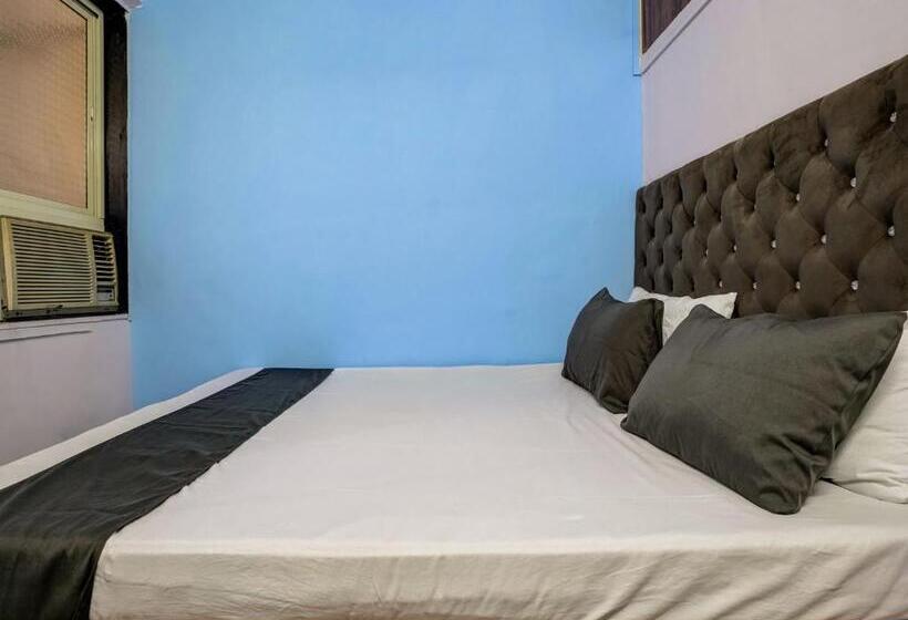 غرفة كلاسيكية ثلاثية, Vira Palace