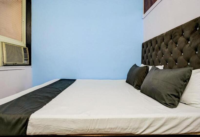 غرفة كلاسيكية ثلاثية, Vira Palace