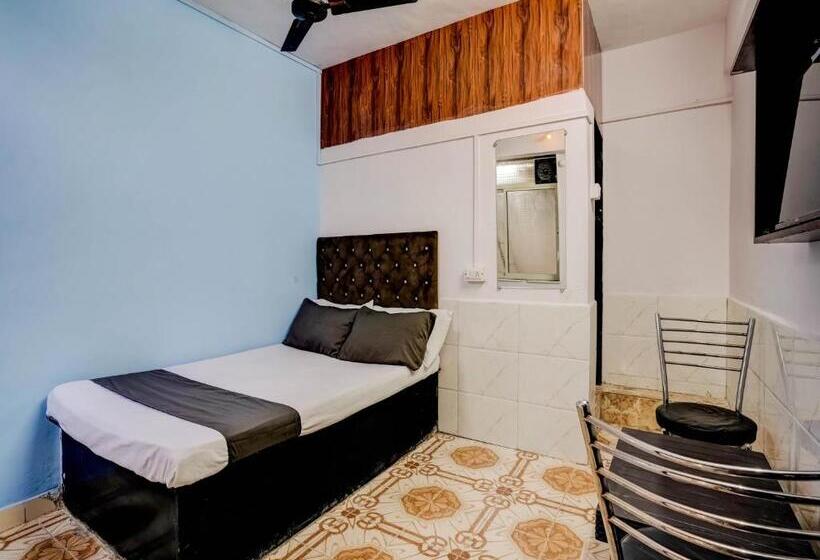 غرفة كلاسيكية ثلاثية, Vira Palace