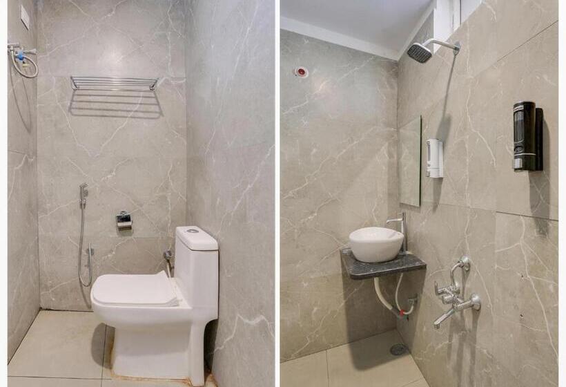 غرفة كلاسيكية ثلاثية, Vira Palace