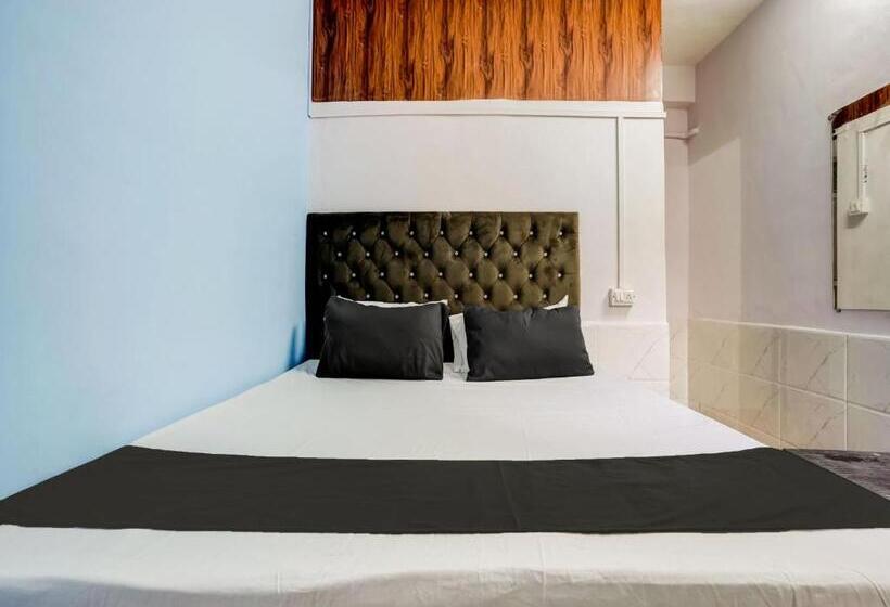 غرفة كلاسيكية ثلاثية, Vira Palace