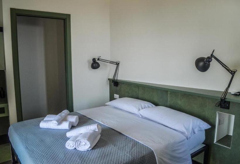 Стандартный Номер Кровать Кинг, Scavi 32