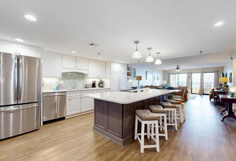 شقة غرفة واحدة, Surf Dweller 211