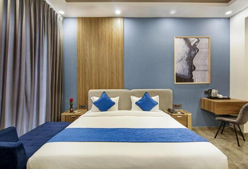 Люкс, Treebo Premium Embassy Inn