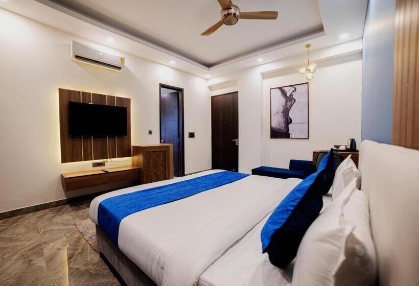 Президентский Люкс, Treebo Premium Embassy Inn