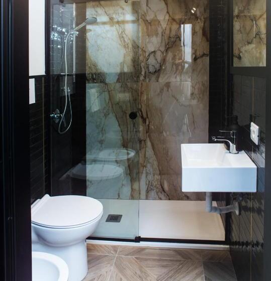 اتاق استاندارد با بالکن, Fida Rooms