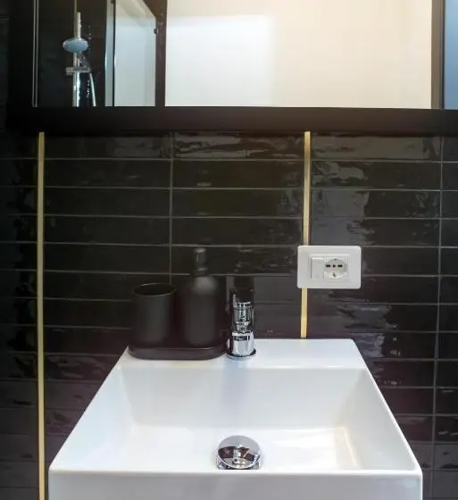 اتاق اکونومی, Fida Rooms