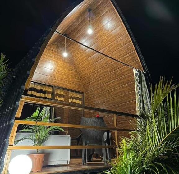 جناح, Samadhan Lake Side Resort Maval