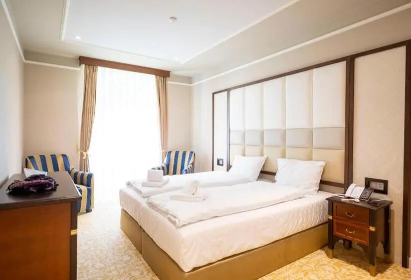 Standard-huone, Scuol Palace   Culture, Nature & Health