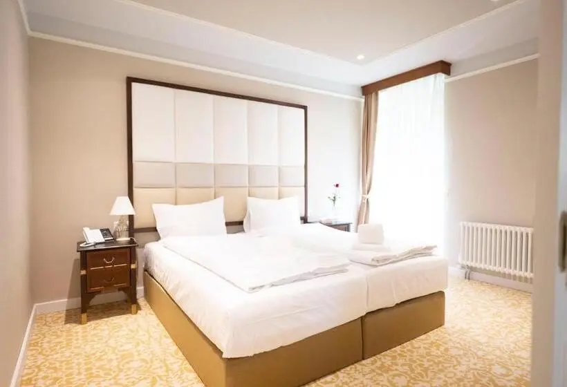 Standard-huone, Scuol Palace   Culture, Nature & Health