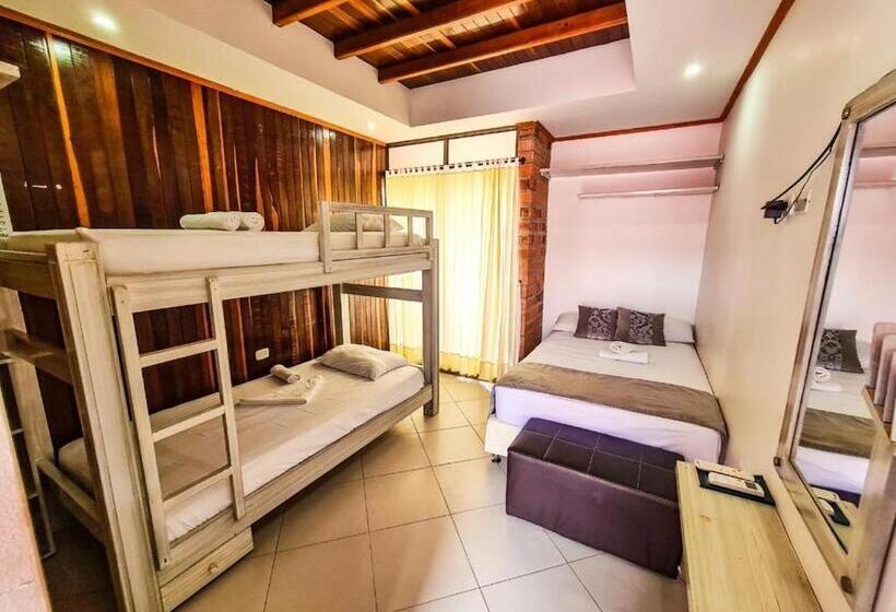 家庭间, Boutique El Mirador