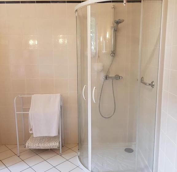 Номер Стандарт Вид на Сад, Renard Retreat