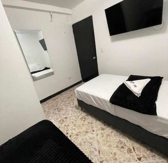 חדר סטנדרט, De León Estadio