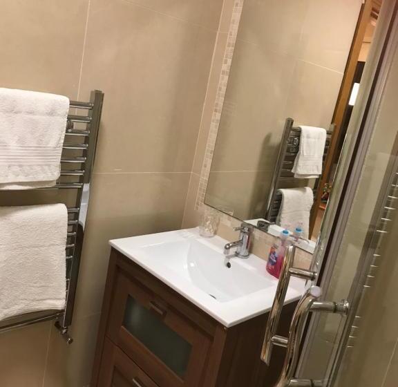 패밀리 룸, Laithreach Briuin B&b W23e0h9