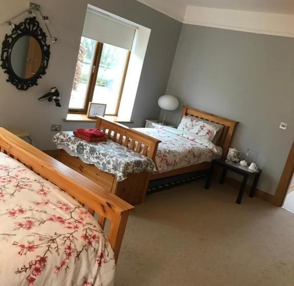 패밀리 룸, Laithreach Briuin B&b W23e0h9