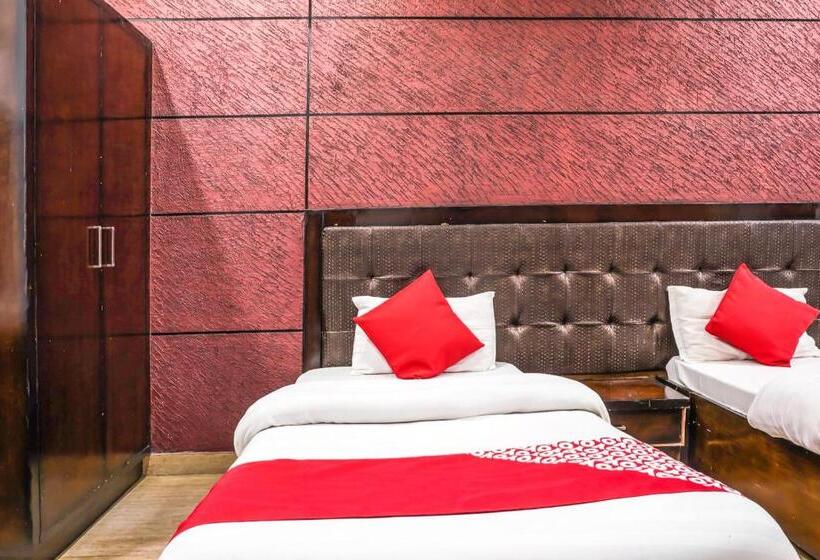 חדר סטנדרט עם מיטת קינג, Oyo 18895 Hotel Kartikay Grand