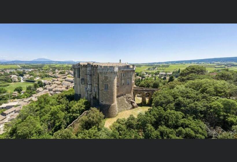 스위트, De Fil En Aiguille