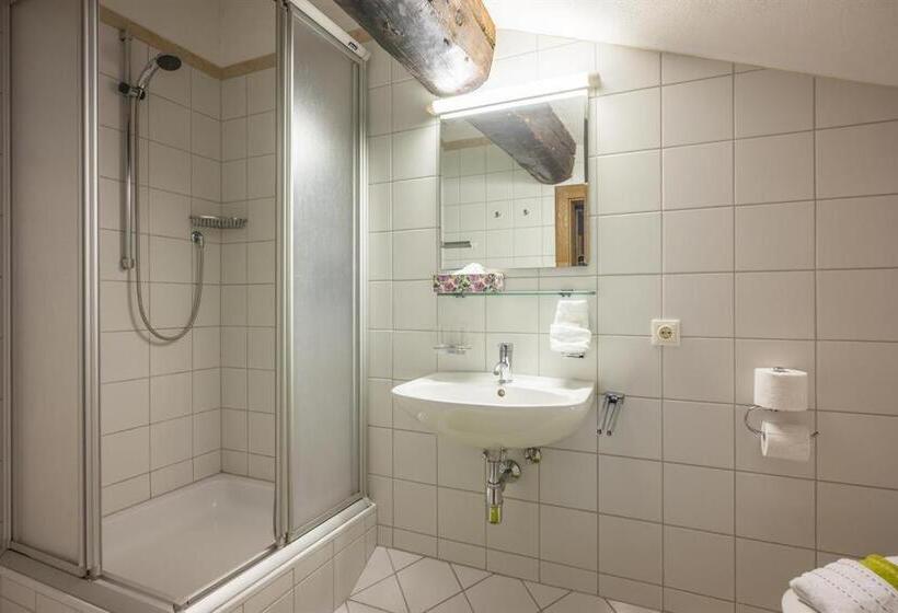 غرفة عائلية, Fuchswirt Kelchsau Landgasthof