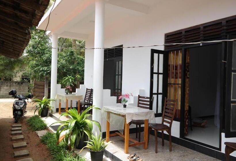 标准间, Onesi Villa