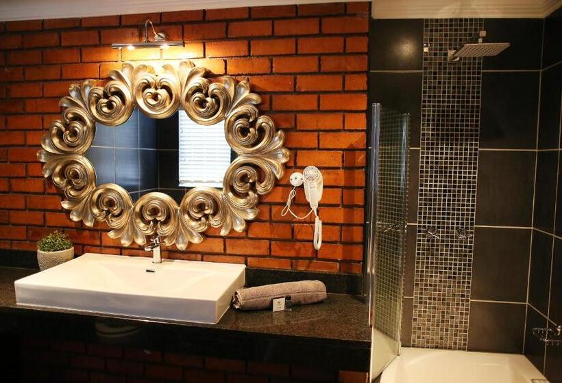 اتاق لوکس, Pecanwood Manor