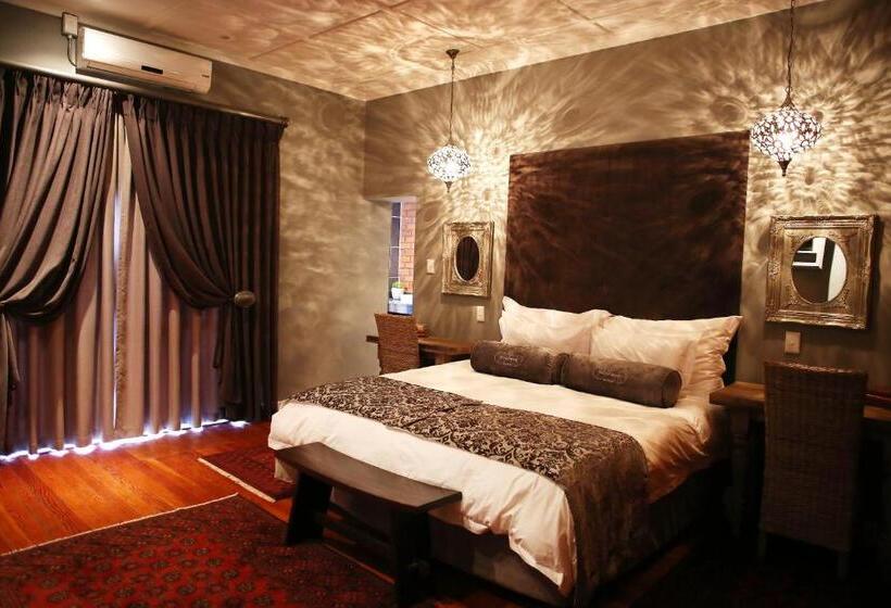 اتاق لوکس, Pecanwood Manor