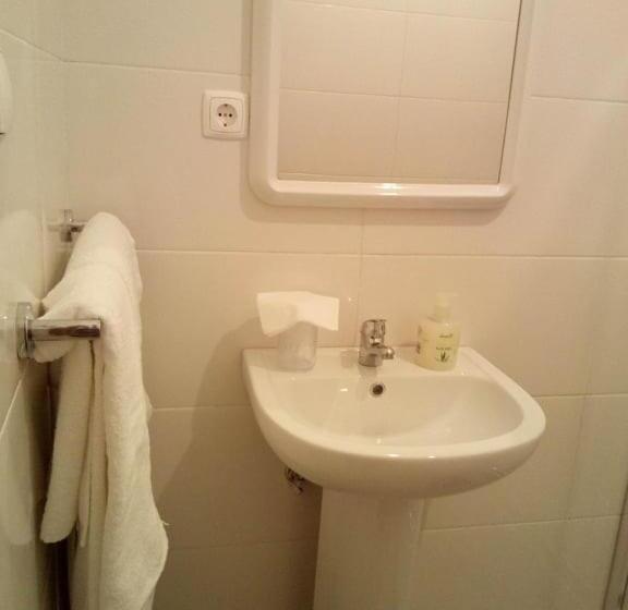 اتاق استاندارد, Residencial Bryan Santos