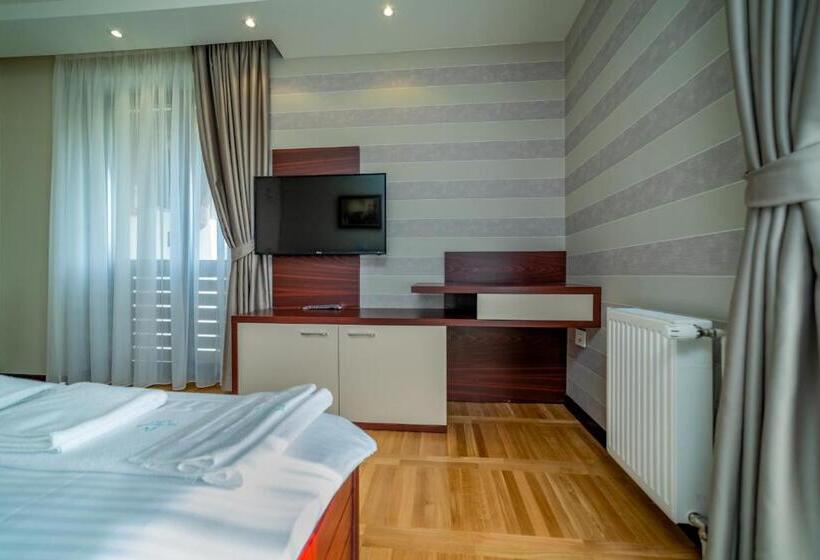 إستوديو قياسى, Vila Valentina