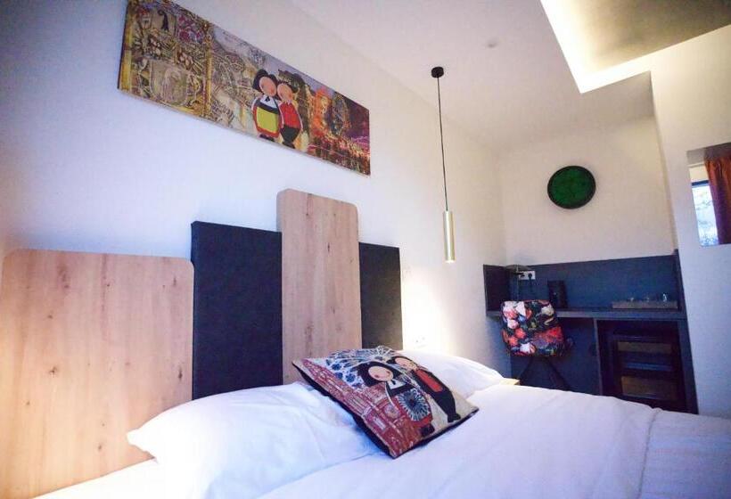 Номер Стандарт, Arrow