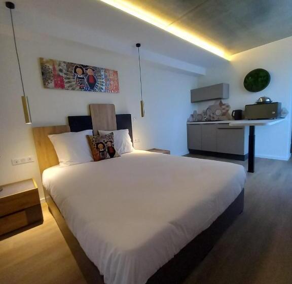 Апартаменты 1 Спальня, Arrow