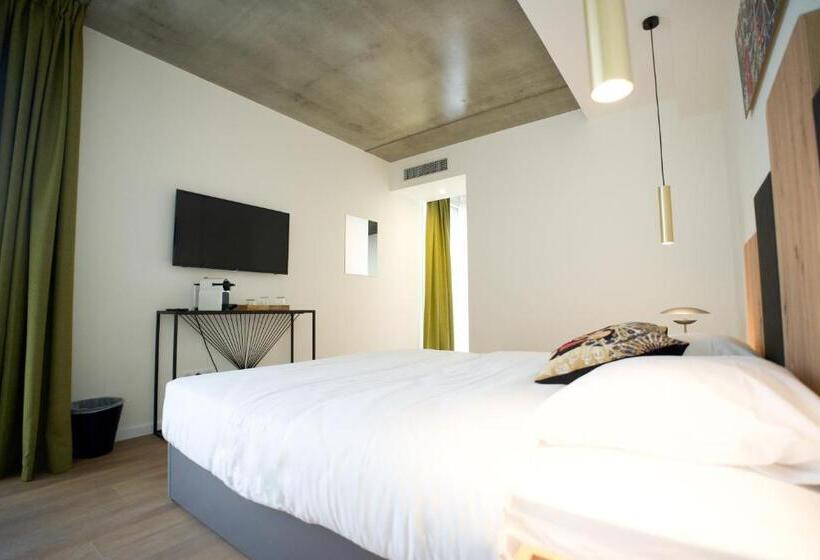 Апартаменты 1 Спальня, Arrow