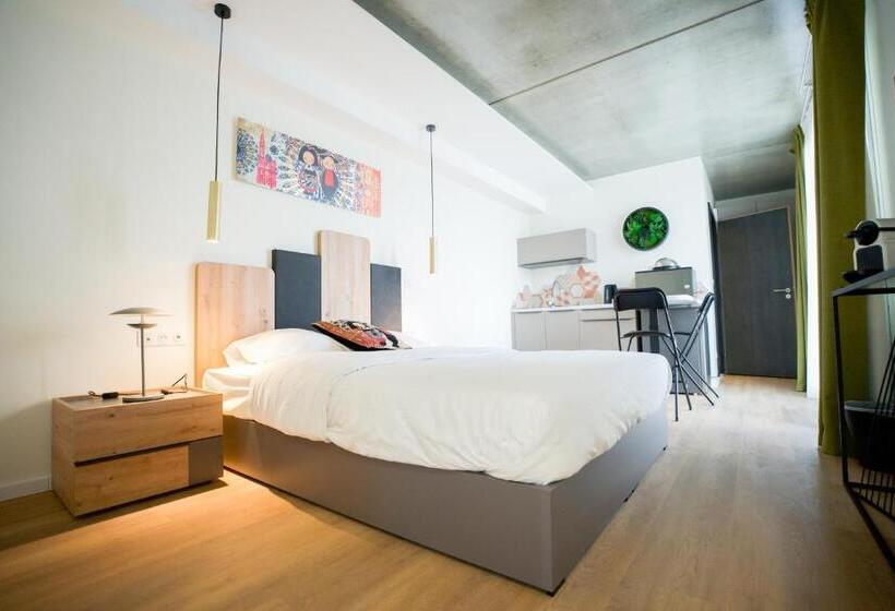 Апартаменты 1 Спальня, Arrow