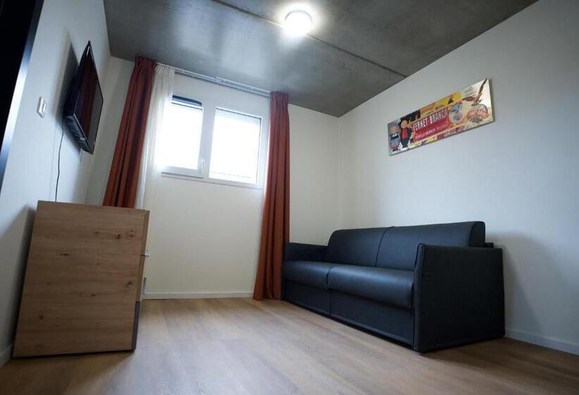 Люкс Повышенной Комфортности, Arrow