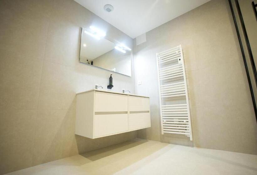 Президентский Люкс, Arrow