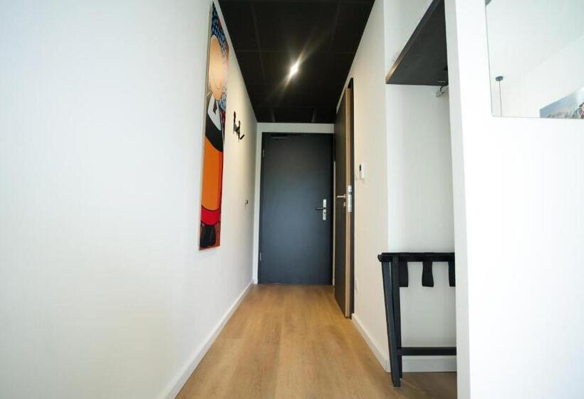 Номер Стандарт, Arrow