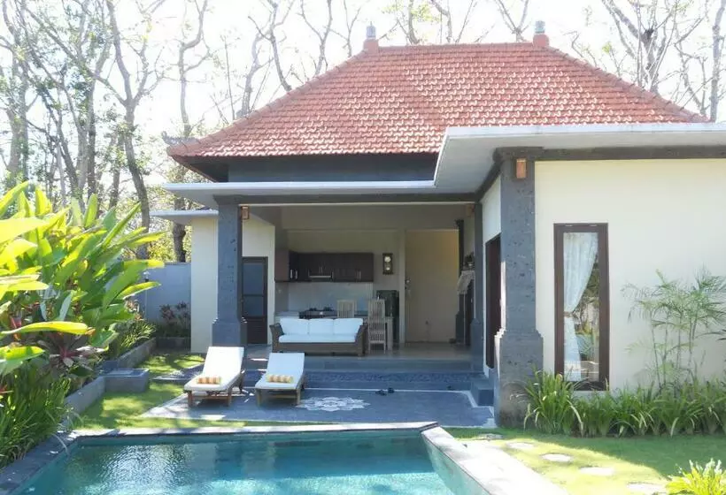Villa 2 Makuuhuonetta, Avisara Villa & Suite