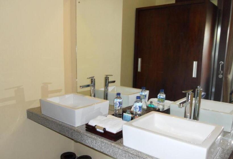 ویلای 2 خوابه, Avisara Villa & Suite