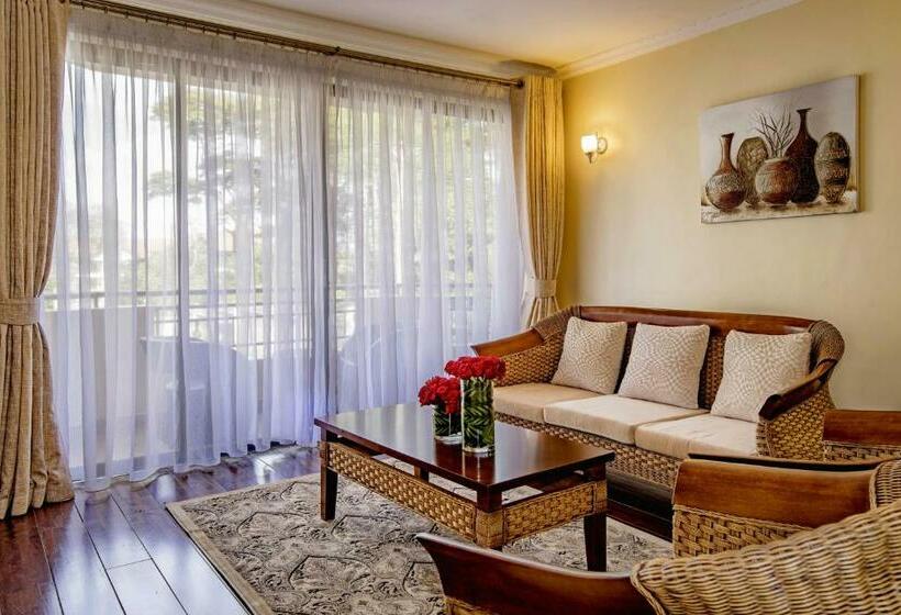 Suite, Gramo Suites