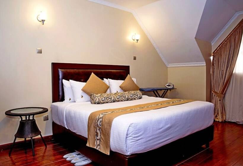 Deluxe Studio, Gramo Suites