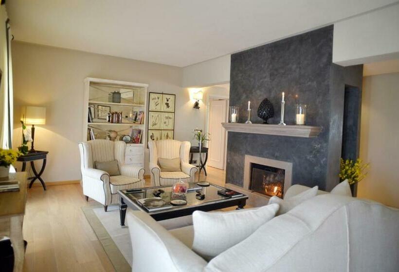 דירת שני חדרים, Fonteliving