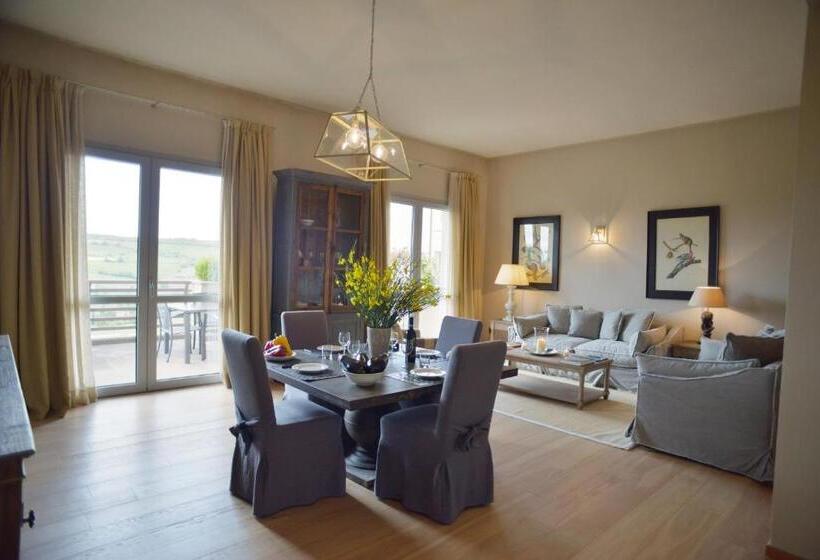 דירת חדר דלוקס, Fonteliving