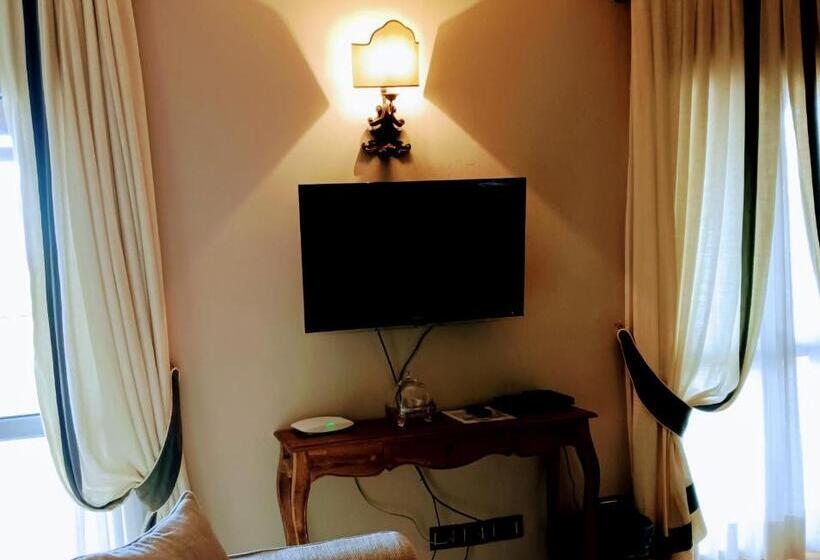 דירת שני חדרים, Fonteliving