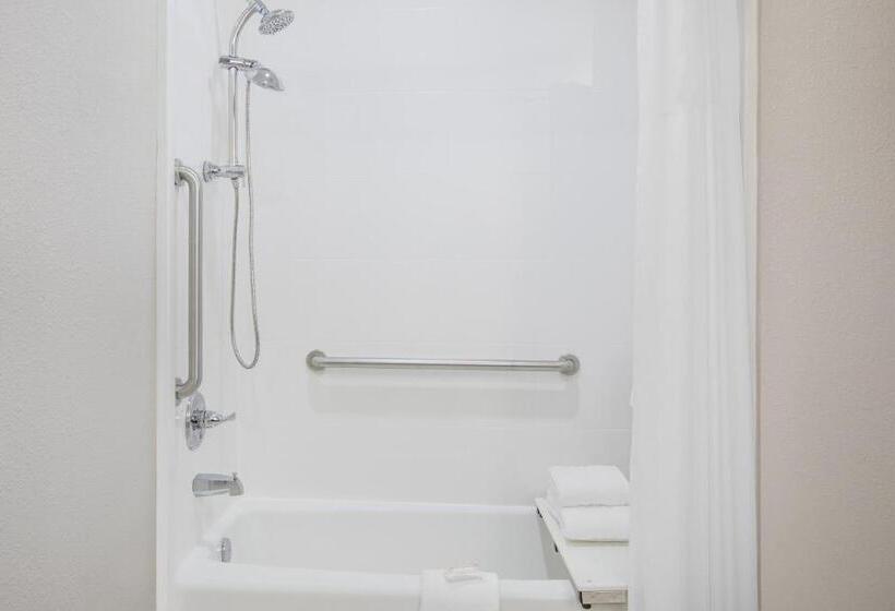 quarto Deluxe Adaptado para Deficientes Físicos, Days Inn By Wyndham Bryan