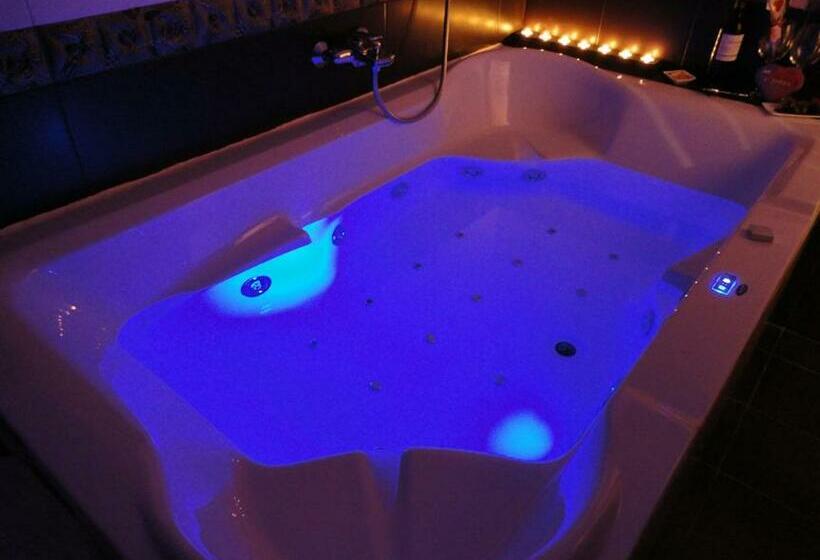 バスタブ付きスタンダードルーム, Hospedaje Villa Pilar