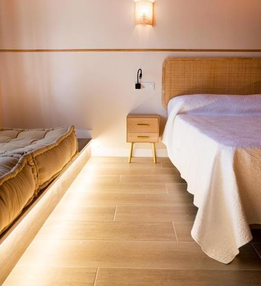 デラックススイート, Hospedaje Villa Pilar