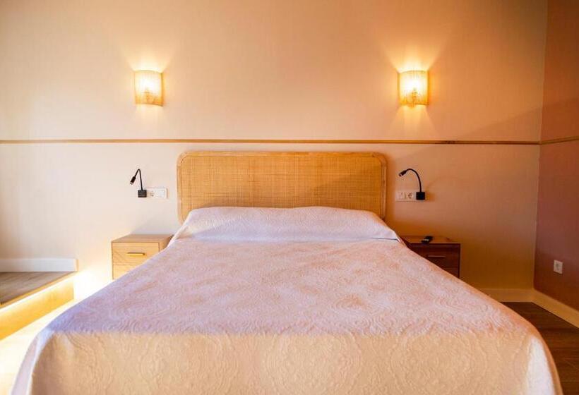 デラックススイート, Hospedaje Villa Pilar