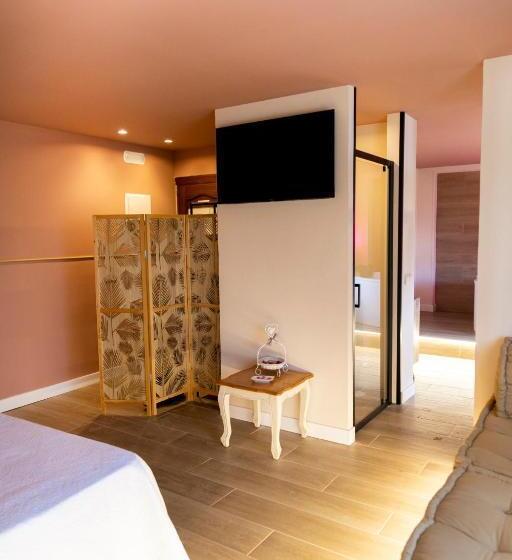 デラックススイート, Hospedaje Villa Pilar