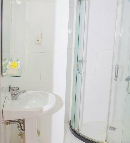 اتاق استاندارد با چشمانداز, Kim Khoi