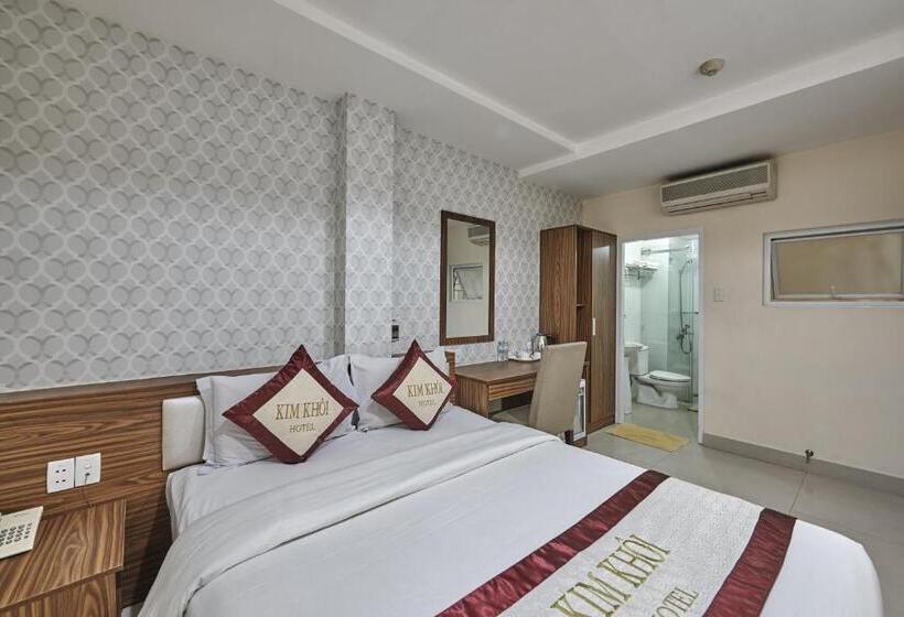 اتاق استاندارد, Kim Khoi